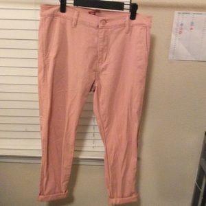 Men’s Levi Pink Chinos 32x32